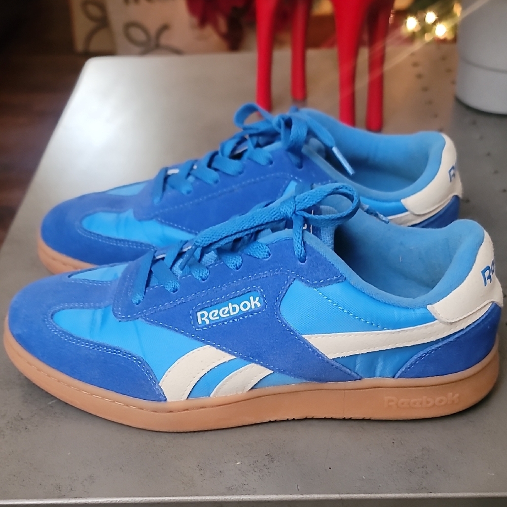 Reebok Azure and Ivory Athletic Shoes